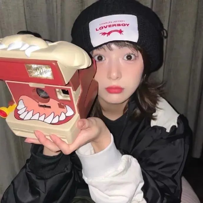 明日生存指南封面